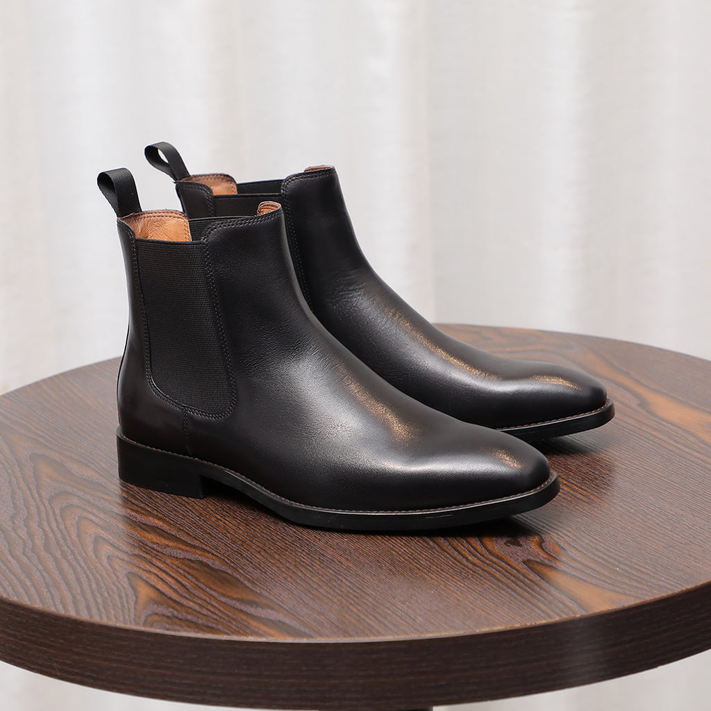 Pointed Plain Toe Leather Chelsea Boots for Men
