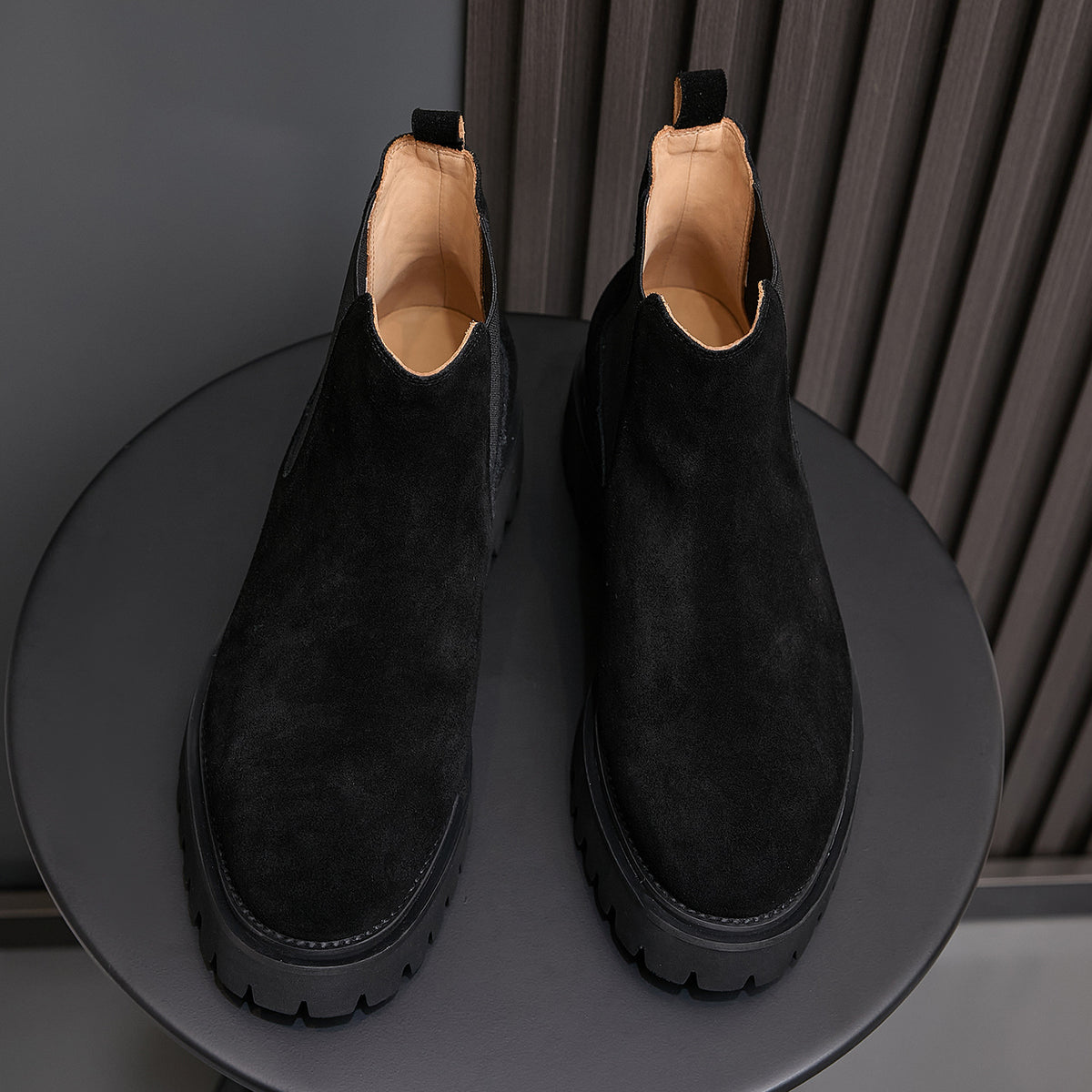 Round Plain Toe Suede Lug Chelsea Boots for Men