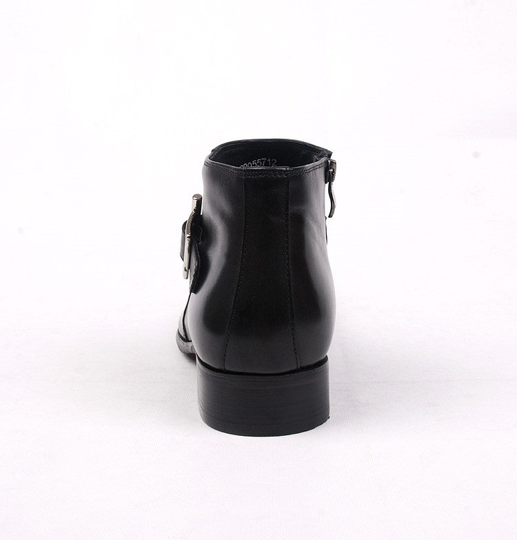 Black leather ankle boot with side zipper and thick rubber sole