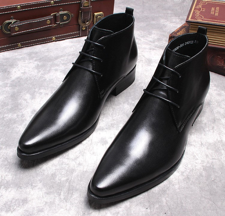 Men's lace-up dress boots, black leather with rounded toe and 3-eyelet lacing