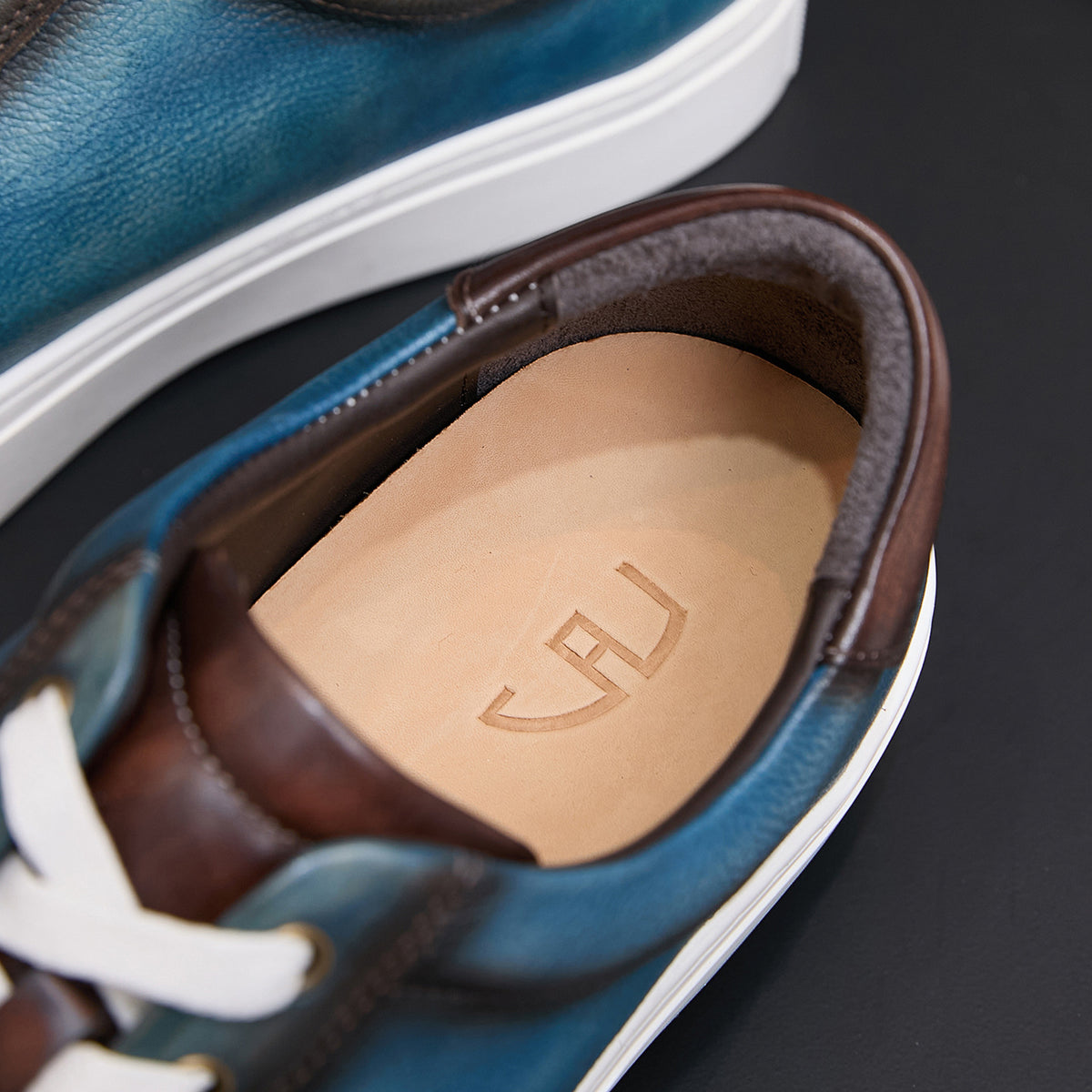 Men's Premium Two-Tone Patina Leather Sneakers