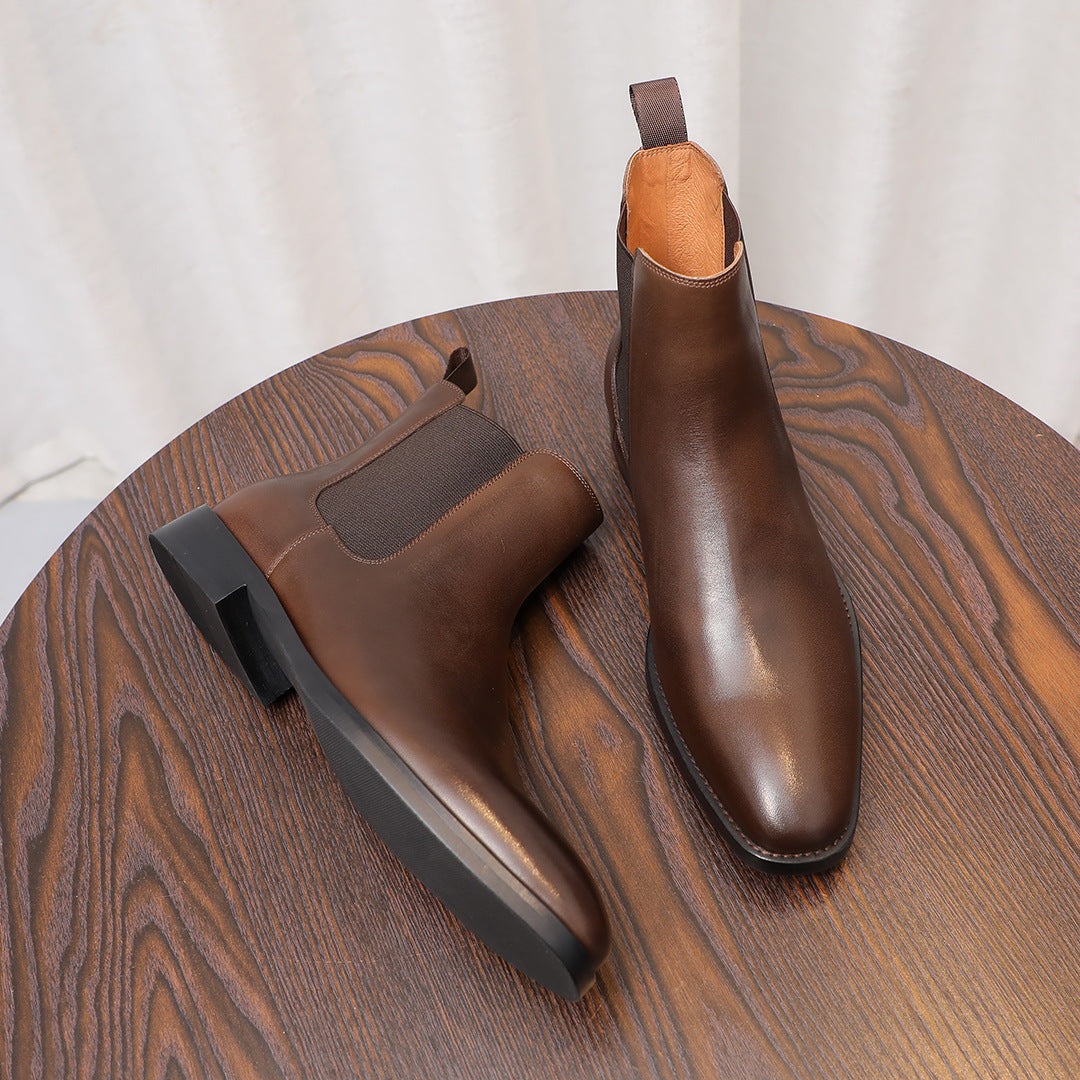 Pointed Plain Toe Leather Chelsea Boots for Men