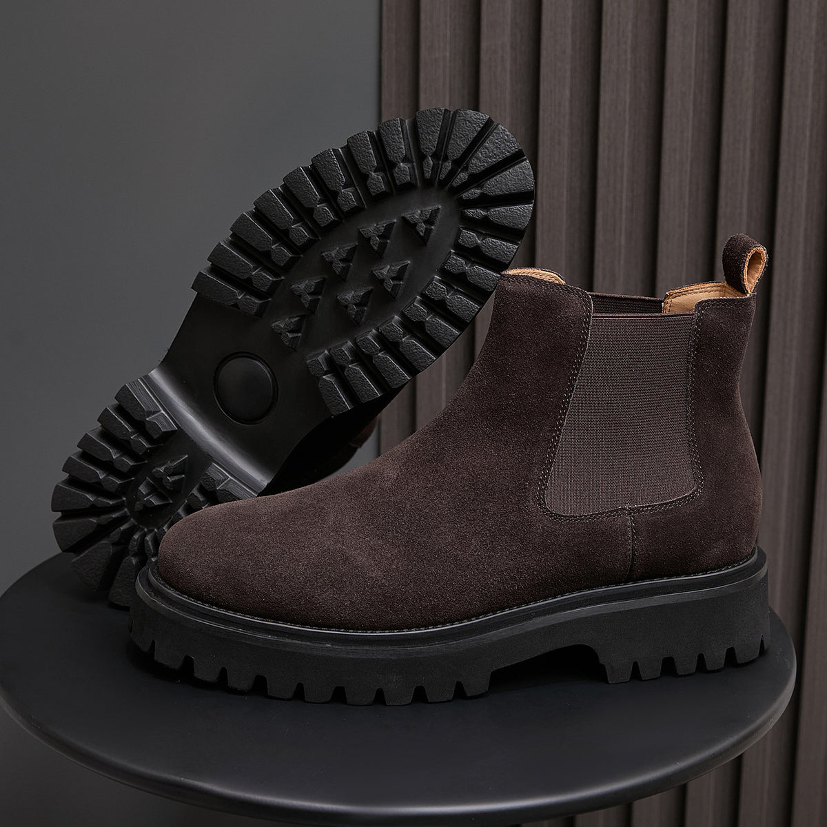 Round Plain Toe Suede Lug Chelsea Boots for Men