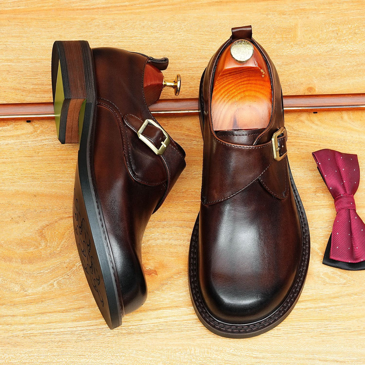 Men's Smooth Vamp Single Monk Strap Round Toe Leather Shoes