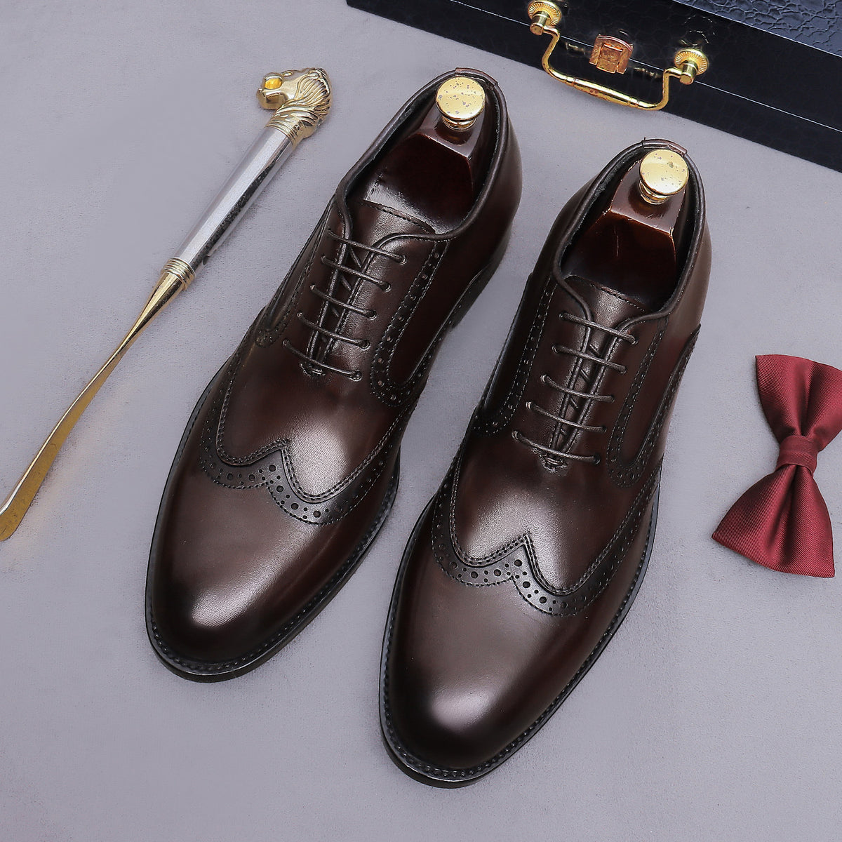 Men's Wingtip Brogue Chisel Toe Leather Oxfords