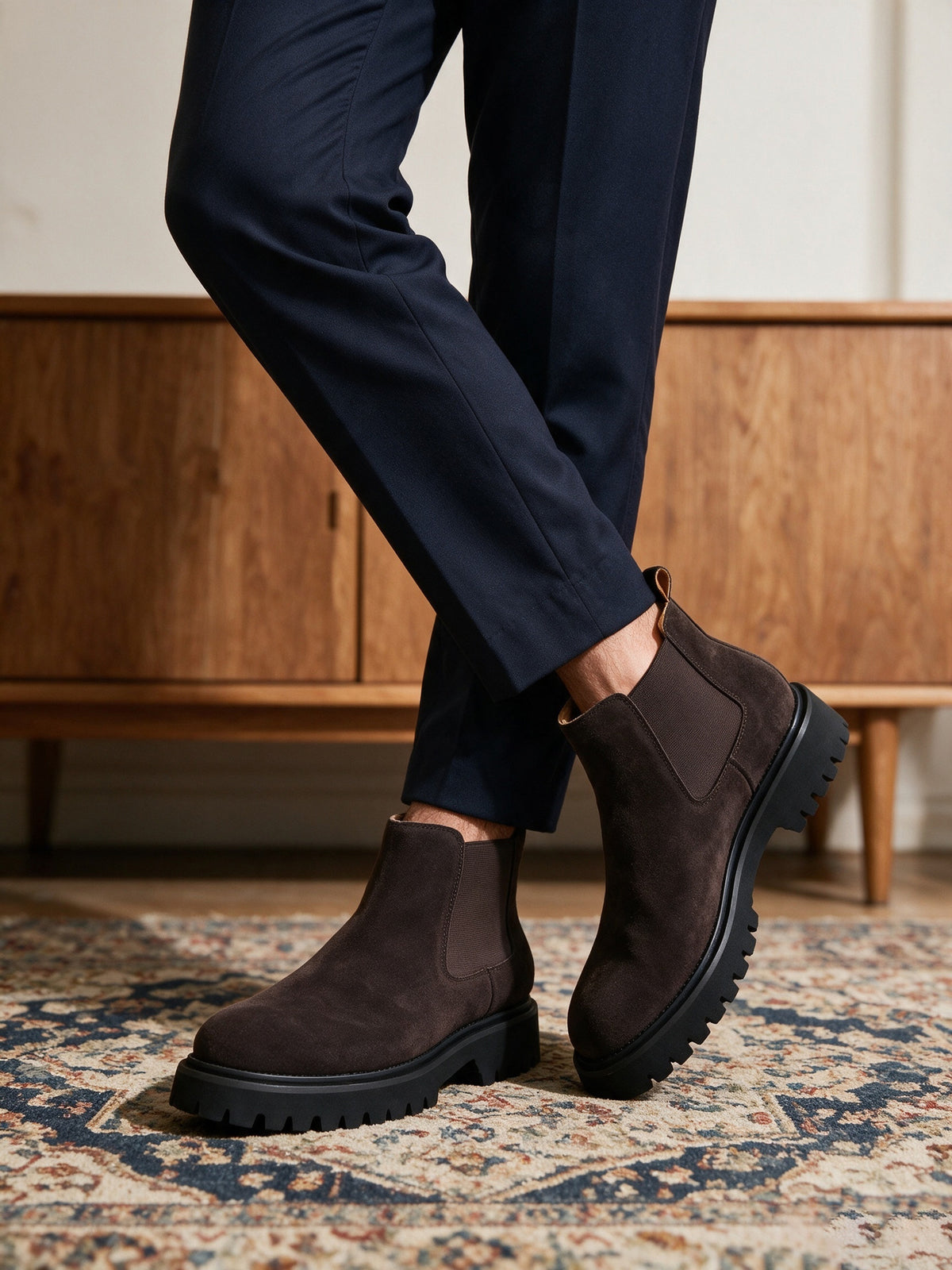 Round Plain Toe Suede Lug Chelsea Boots for Men