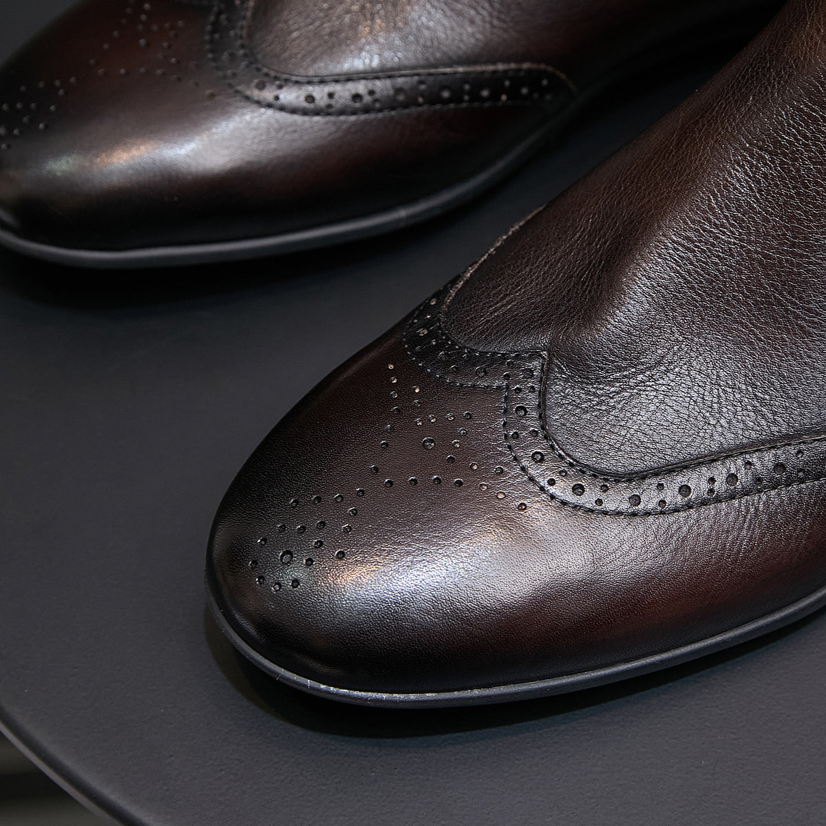 Wingtip Brogue Leather Chelsea Boots for Men