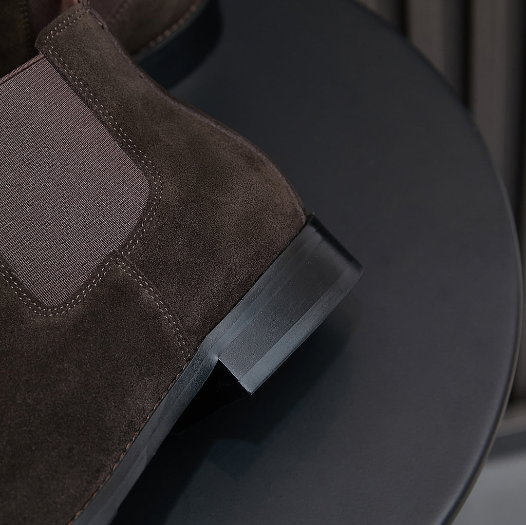 Chisel Plain Toe Suede Chelsea Boots for Men