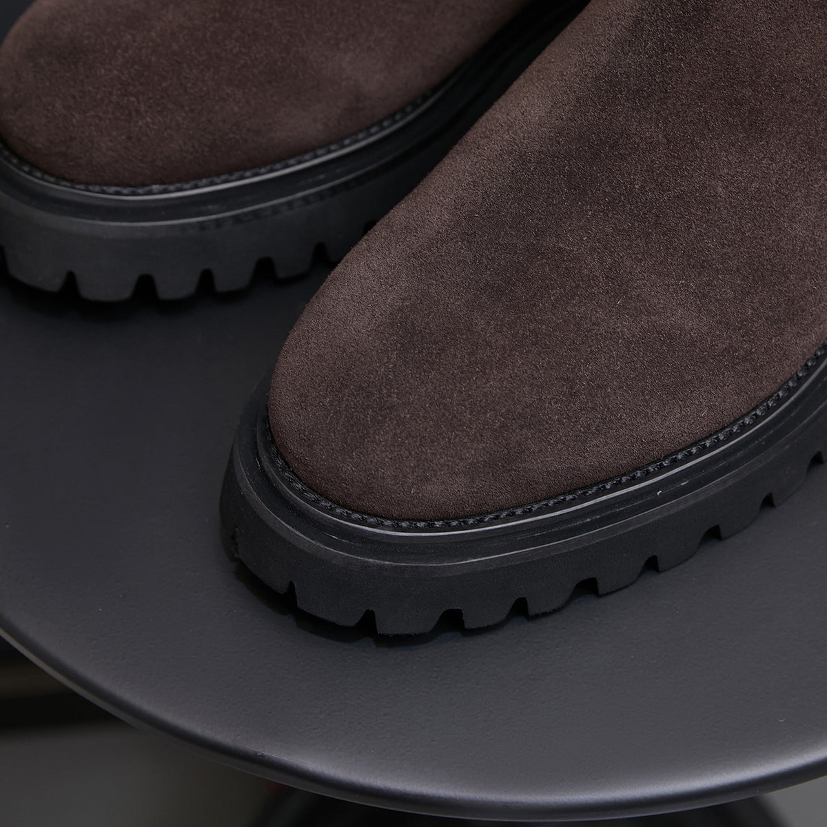 Round Plain Toe Suede Lug Chelsea Boots for Men