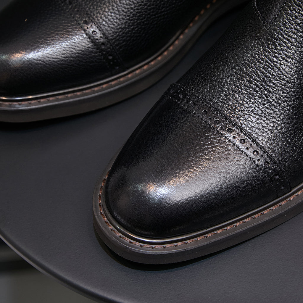 Men's black Chelsea dress boots, pointed toe with elastic side panel and stitched trim