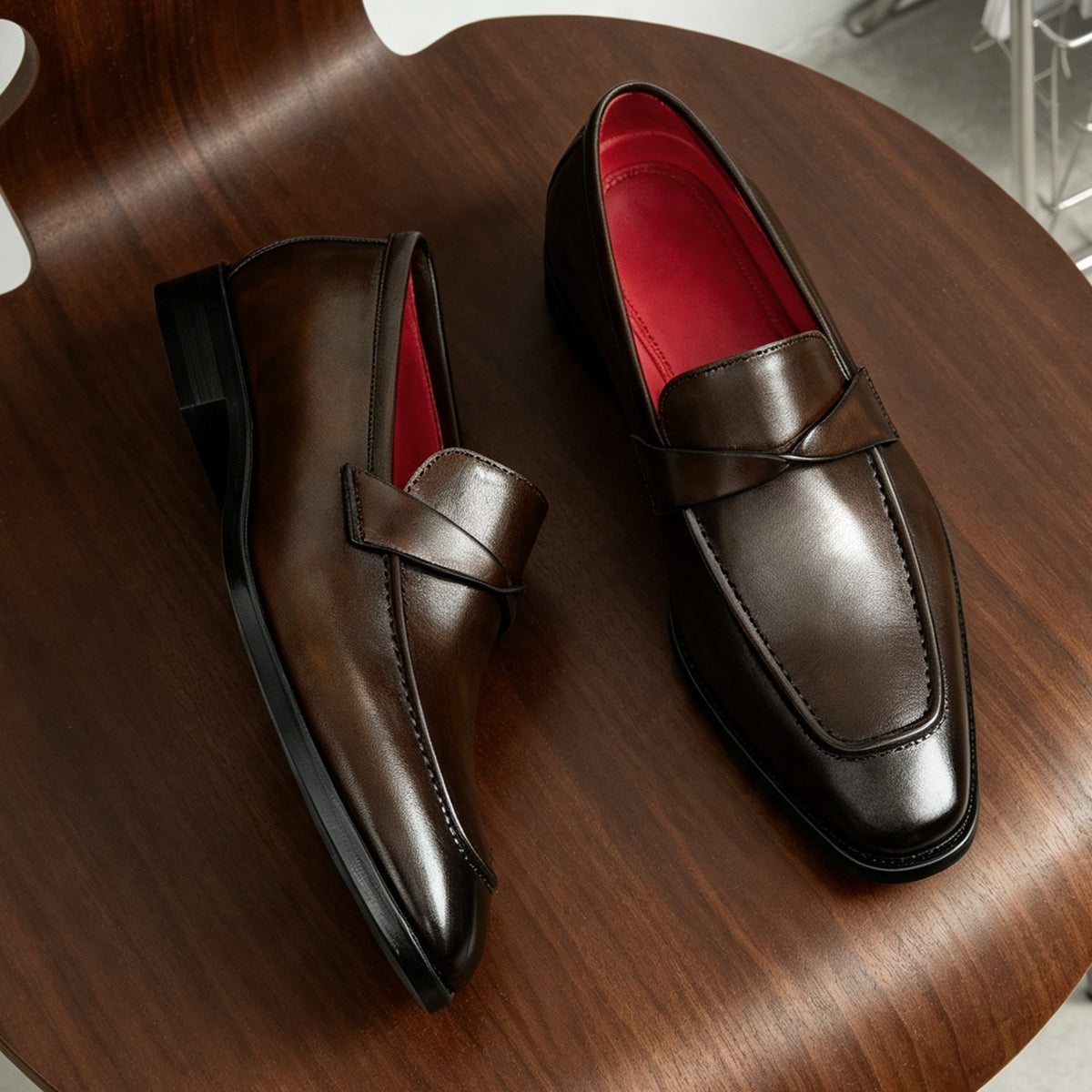 Men's Burnished-Style Leather Formal Dress Loafers