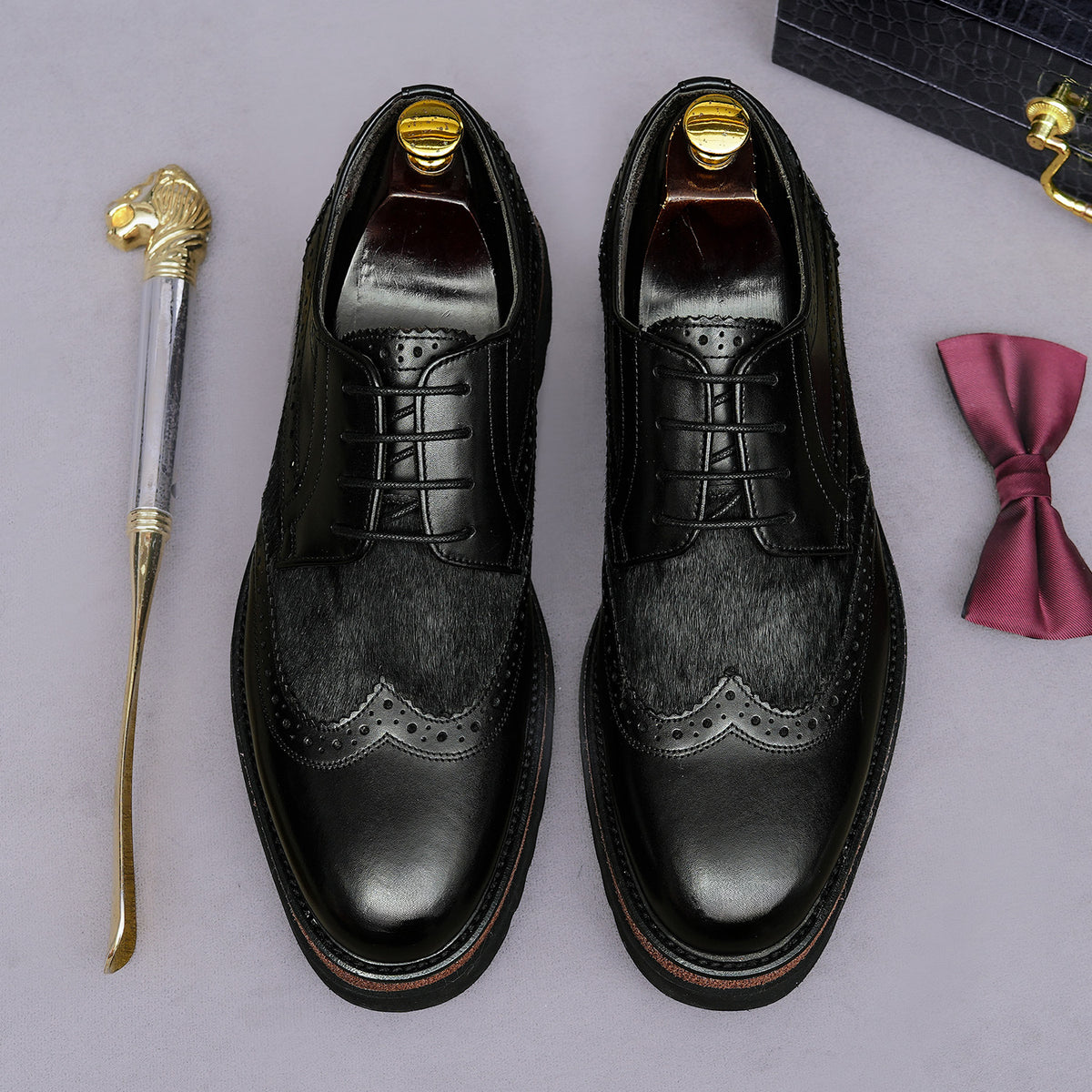 Men's Chunky Lug Sole Wingtip Brogue Leather Derby Shoes