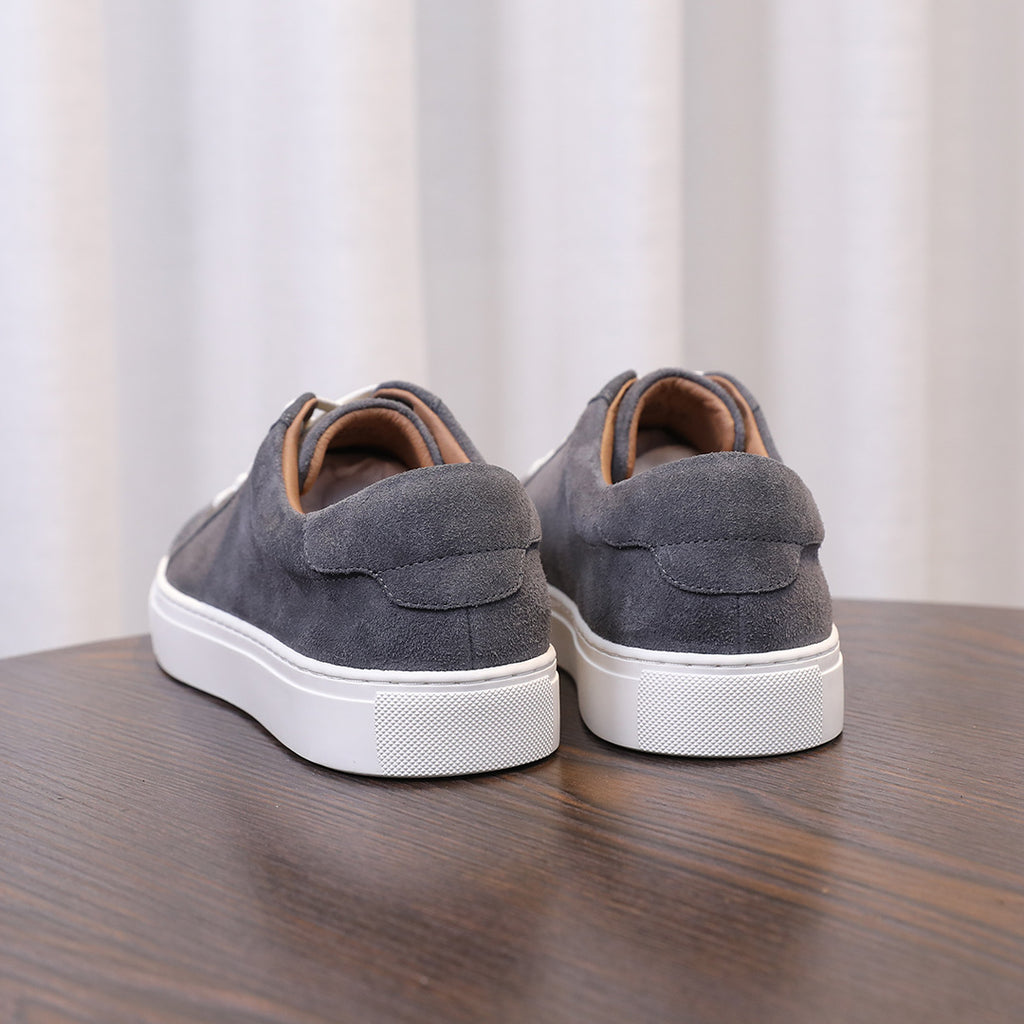 Men's Premium Suede Classic Low-Top Sneakers