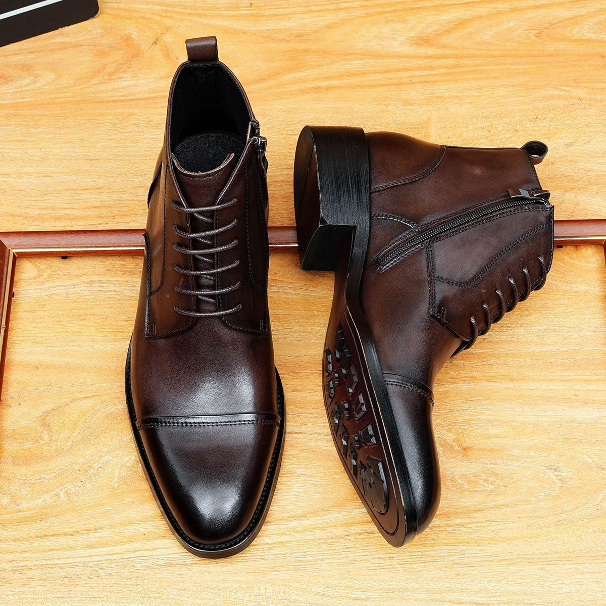 Men's Cap Toe Decorative Lace-Up Leather Zip Boots