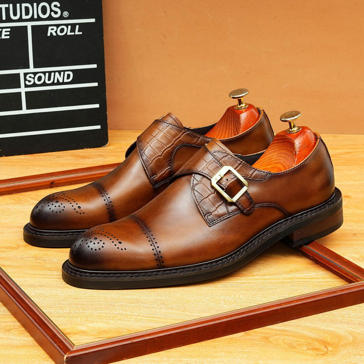 Men's Black Brown Pointed Cap Toe Single Monk Leather Shoes