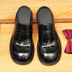 Men's Burnished Carved Round Toe Mule Loafers