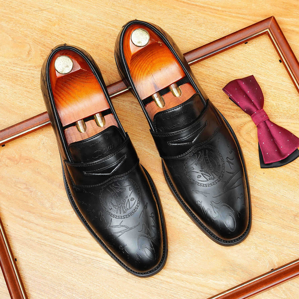 Men's Carved Tassel Pointed Toe Leather Loafers