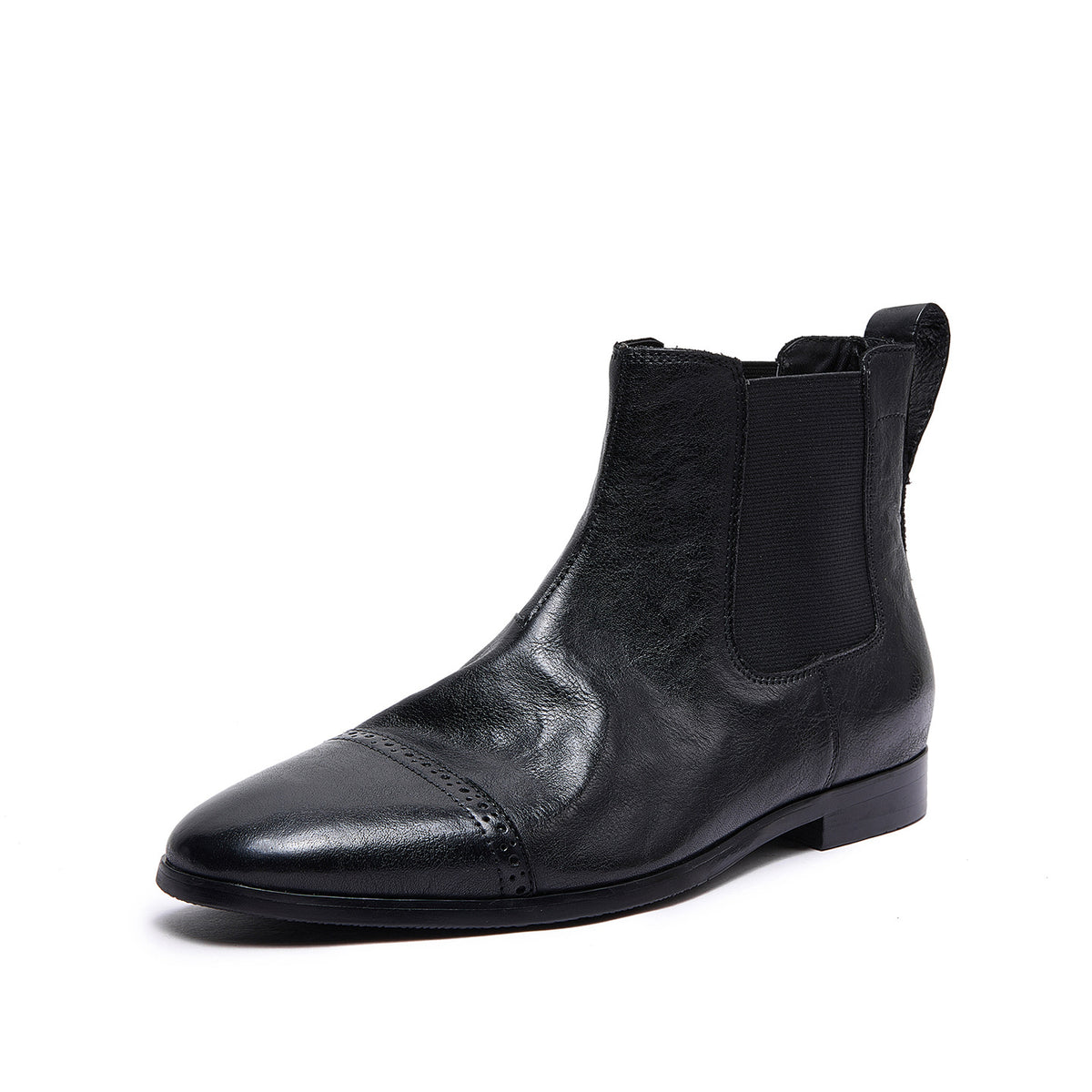 Men's black pointed-toe Chelsea boots, elastic gore and low-profile sole