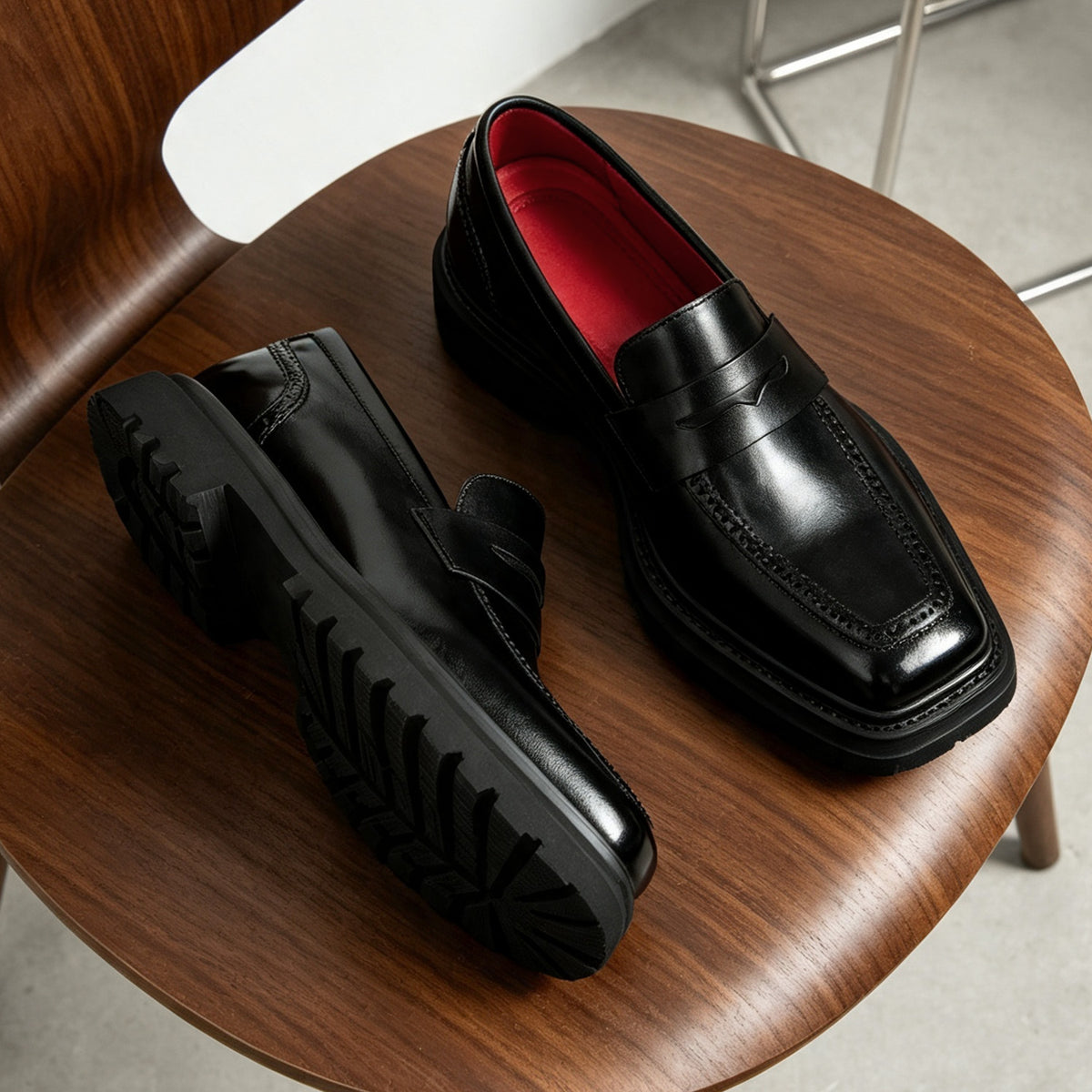 Men's Minimalist Square Toe Thick Sole Leather Loafers