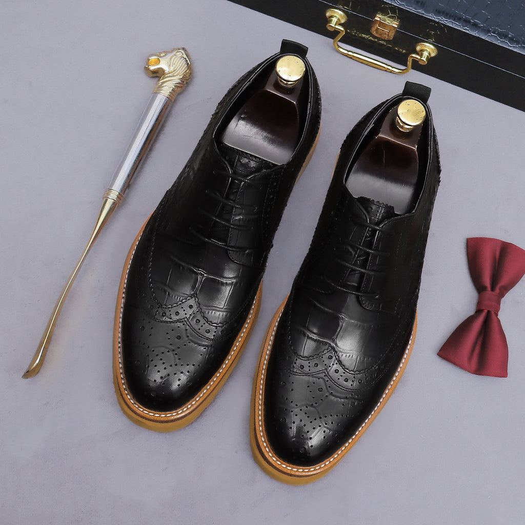 Men's black pointed-toe leather derby shoes, lace-up with wingtip perforations