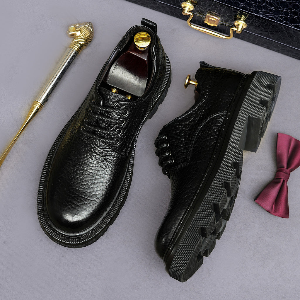 Men's pointed-toe leather derby dress shoes, black, lace-up with treaded sole