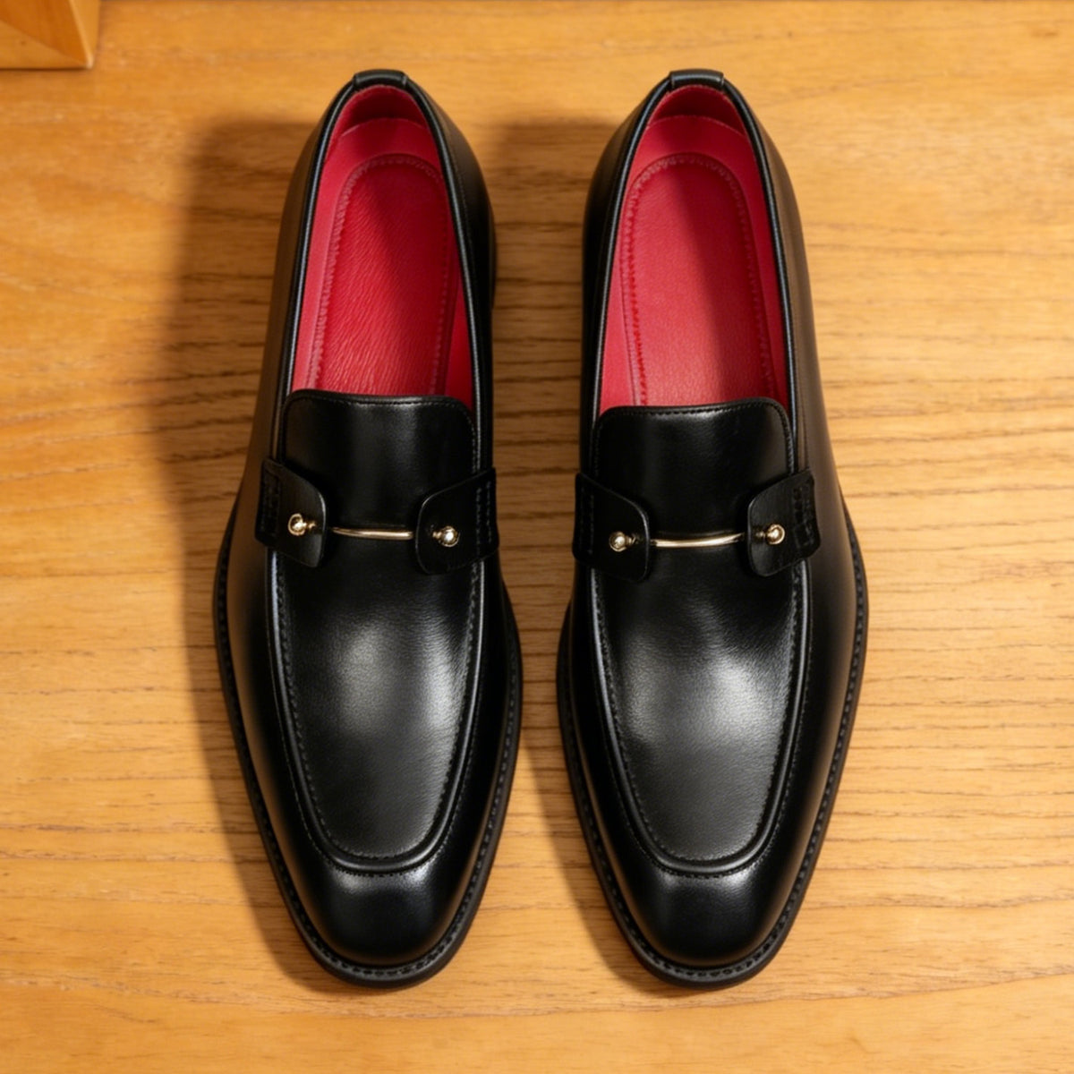 Men's Sleek Pointed Toe Leather Dress Loafers