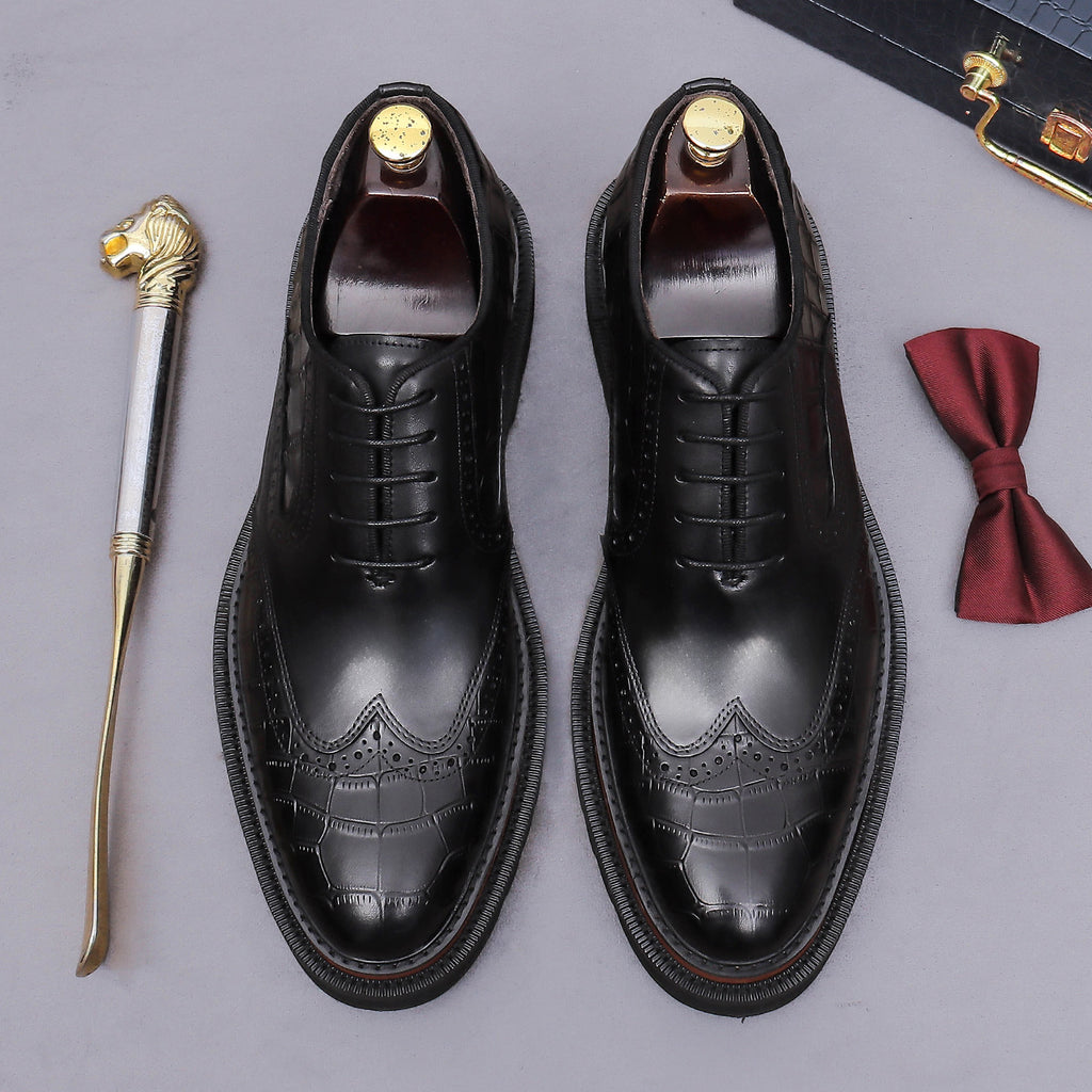 Men's chunky lug sole wingtip brogue oxford shoes, black leather-style lace-up
