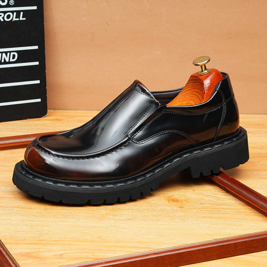 Men's Polished Round Toe Thick Sole Leather Loafers