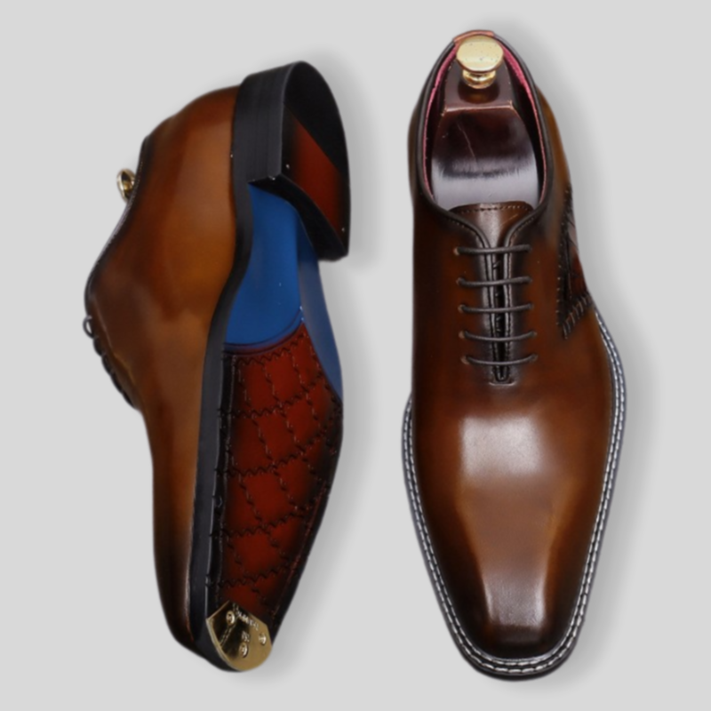 Men's dark brown wingtip brogue oxford shoes, lace-up style with chunky lug sole