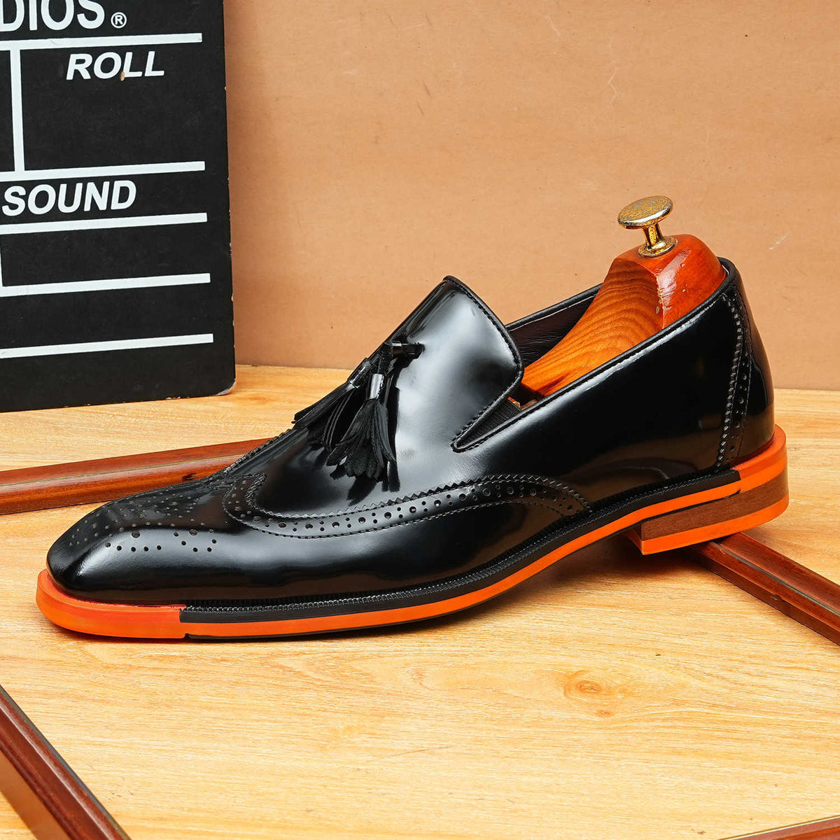 Men's Brogue Tassel Square Toe Leather Loafers