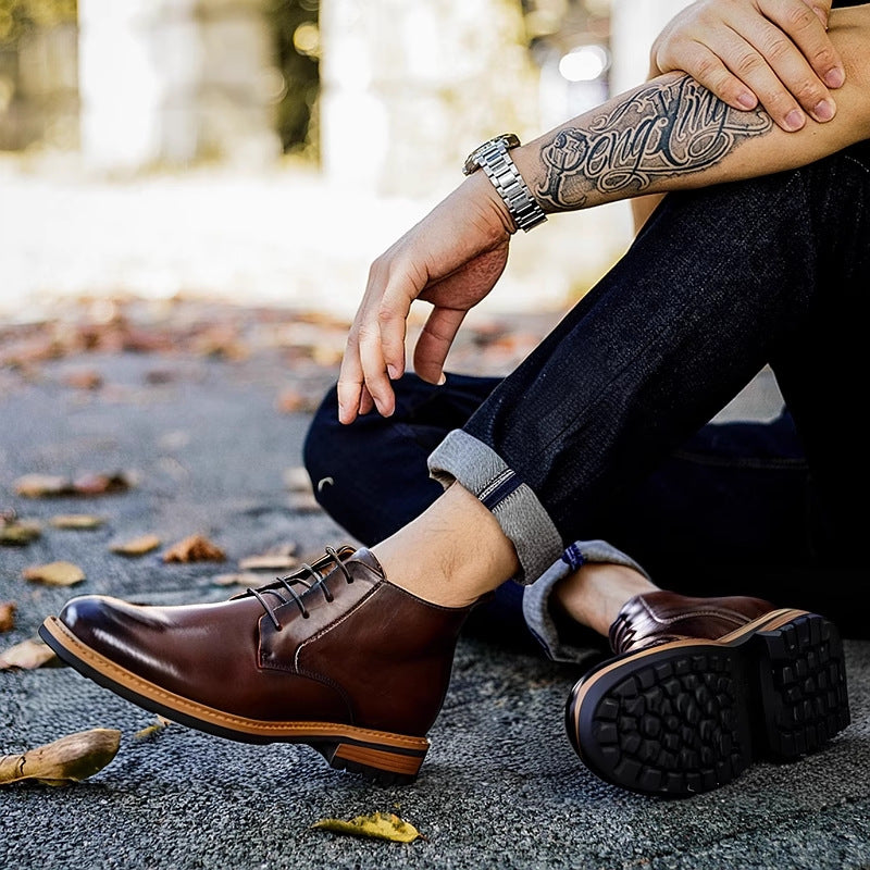 Men's brown leather lace-up chukka boots with plain toe and rubber outsole