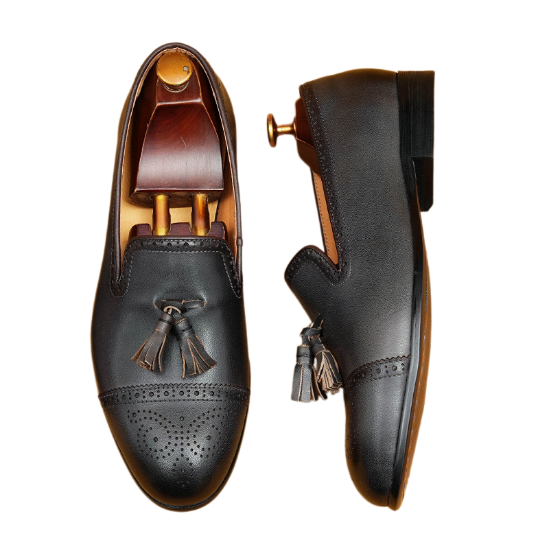 Men's Cap Toe Carved Tassel Pointed Leather Loafers
