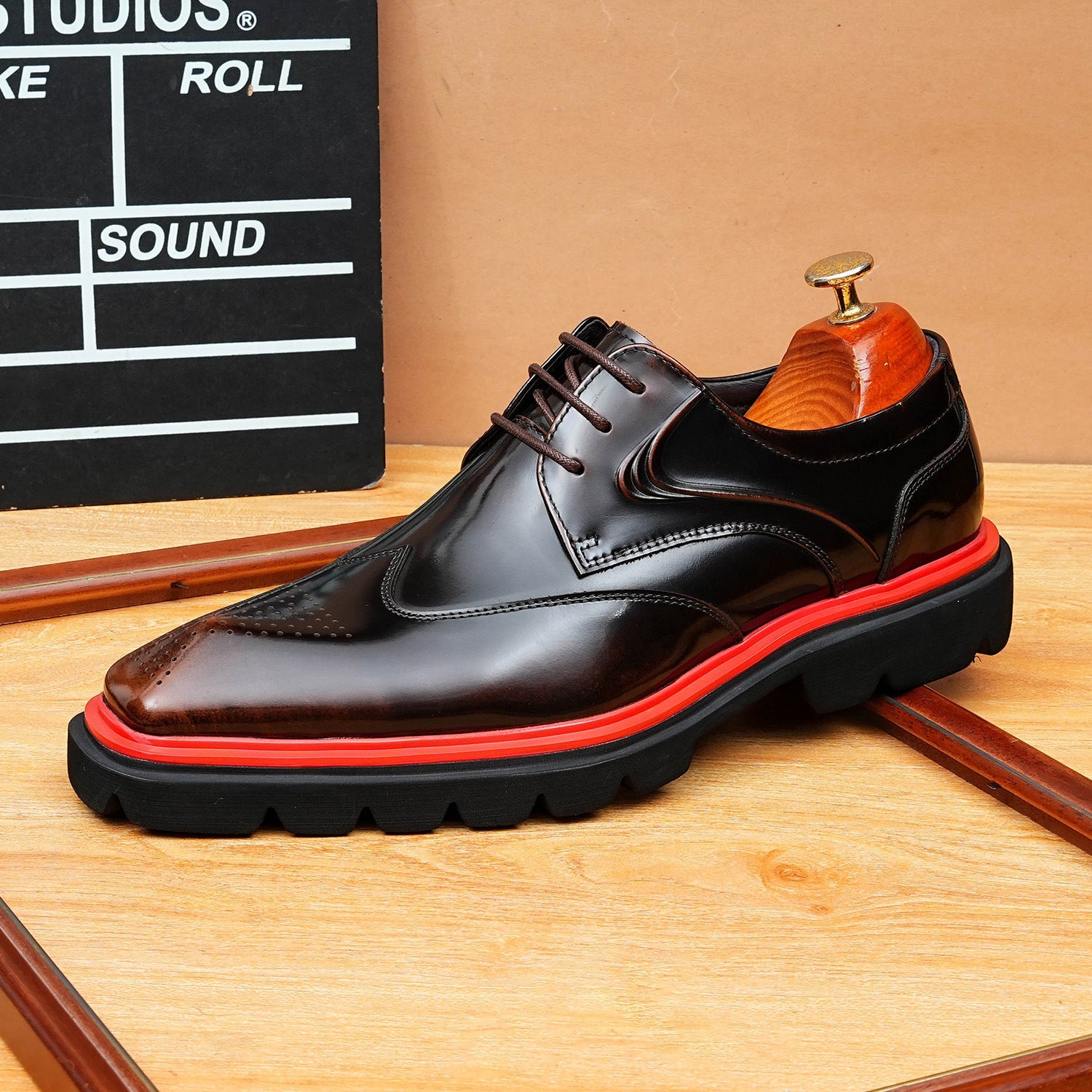 British Men's Glossy Derby: Fashion Chunky Business Dress