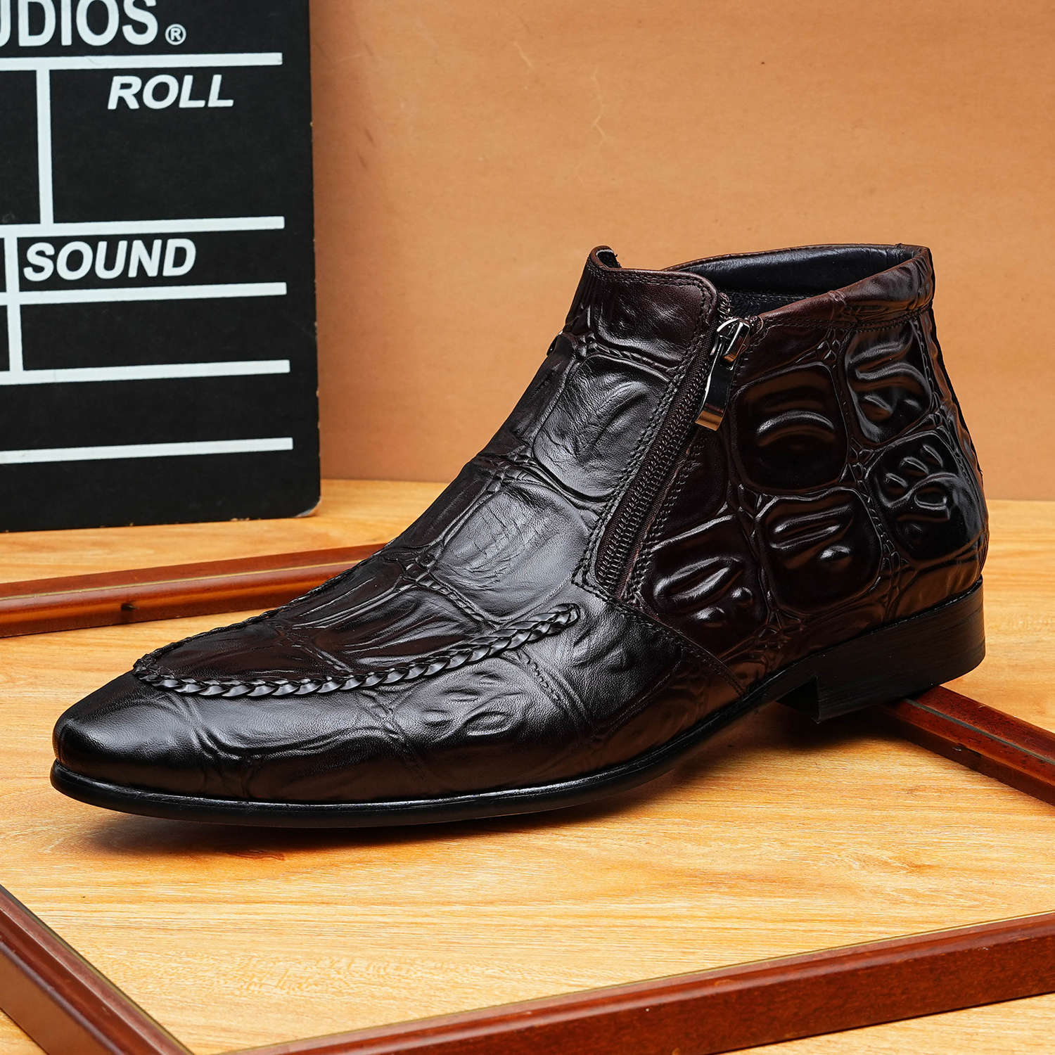 fashion mens leather boots zip up Dress shoesyes