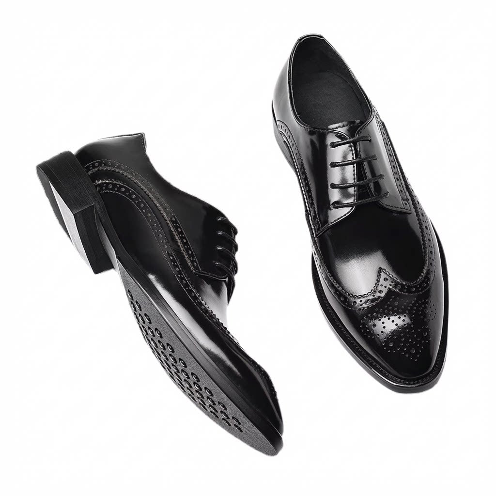 	Men's black brogue derby shoes in premium leather for weddings and business parties.