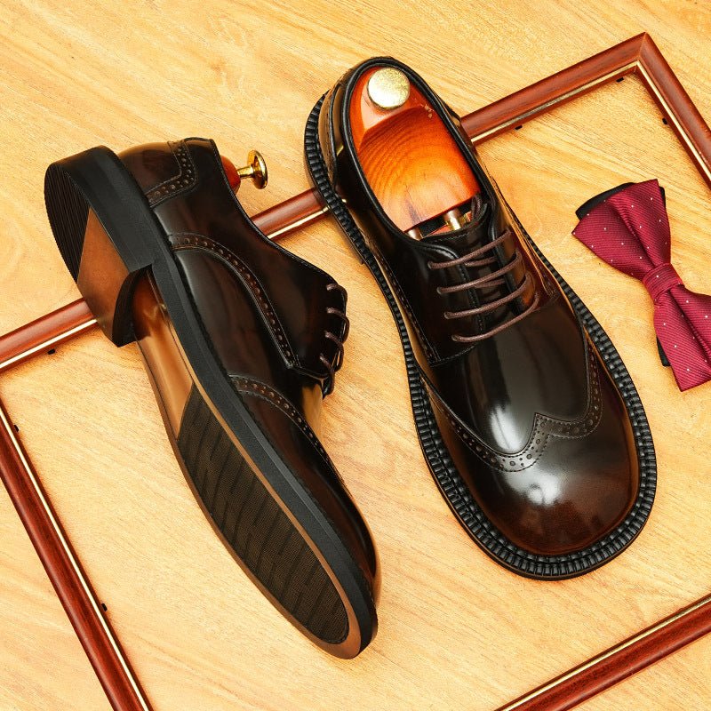 Men's Round Toe Brogue Derby: Fashion Contrast Stitch Formal