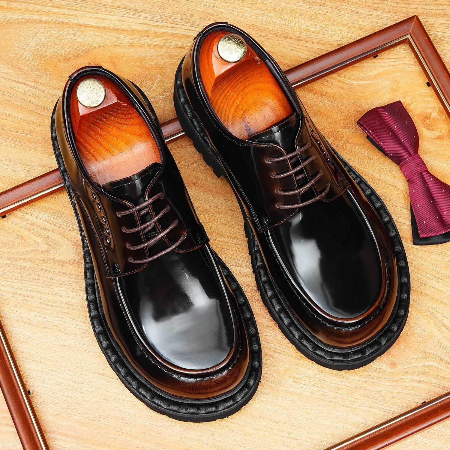 Men's Round Toe Derby: Fashion Chunky Sole Studded Formal