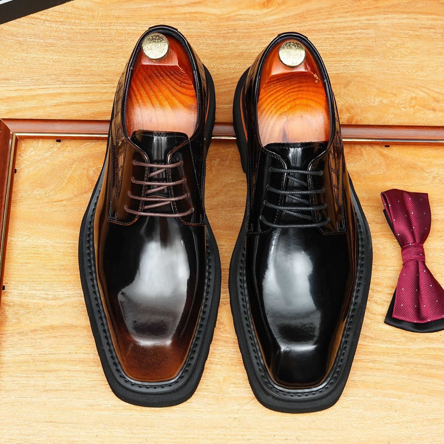Men's Square Toe Derby: Fashion Contrast Welt Chunky Formal