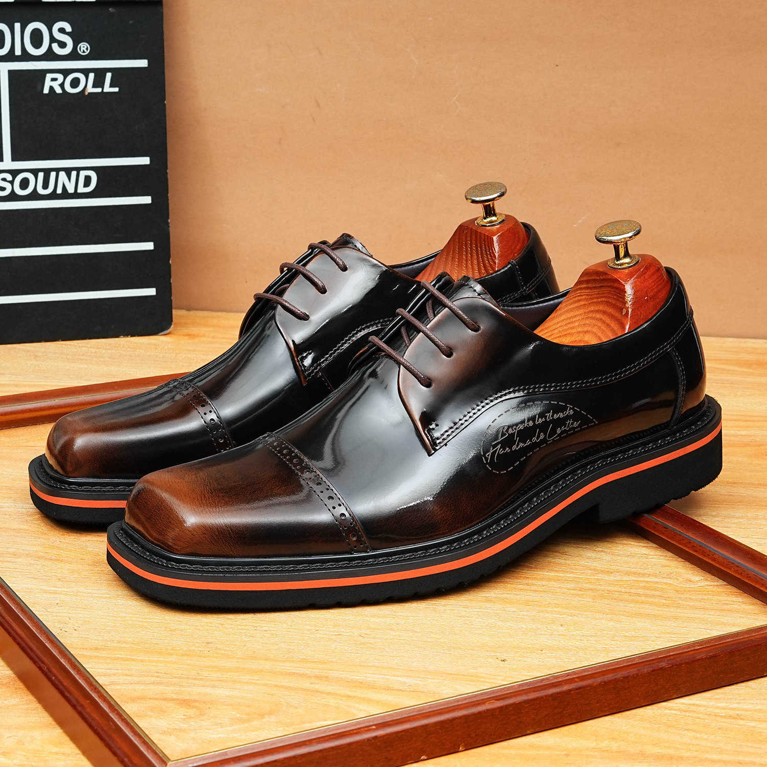 Men's Square Toe Derby: Fashion Contrast Welt Formal Dress