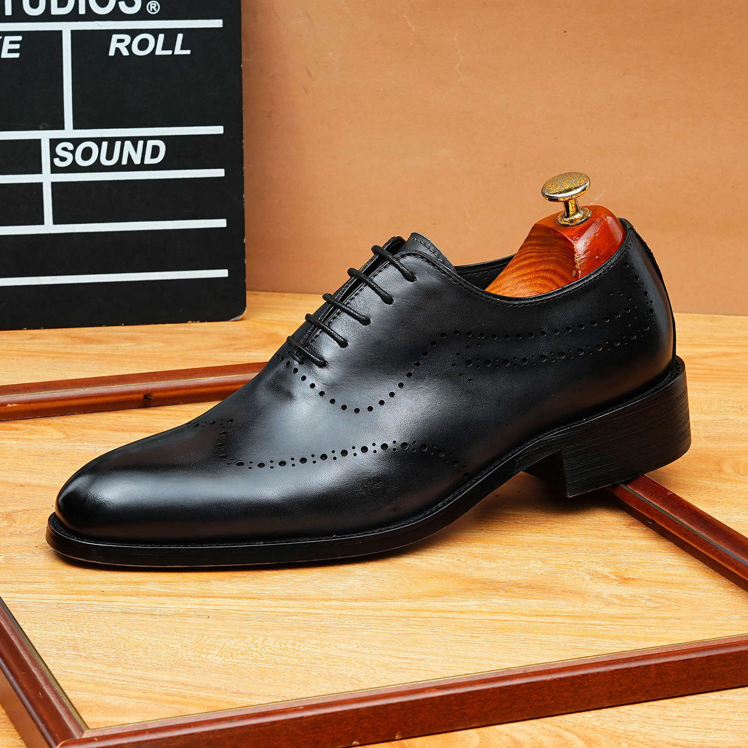 Men's Wingtip Brogue Oxford | Italian Fashion Dress Shoesyes