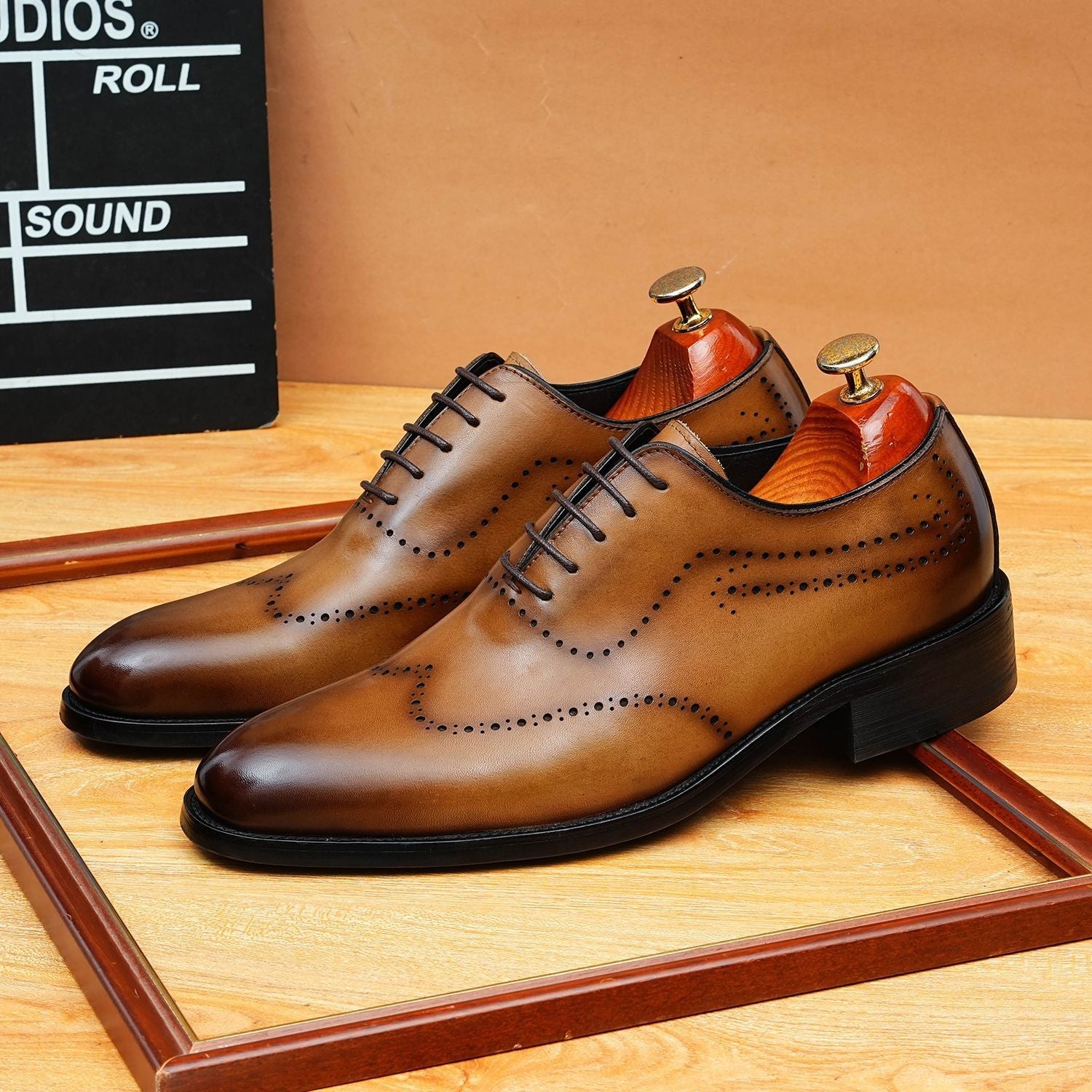 Men's Wingtip Brogue Oxford | Italian Fashion Dress Shoesyes