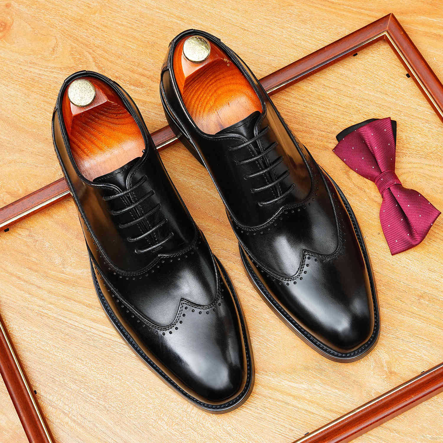 Men's Wingtip Brogue Oxford | Rugged Luxury Dress Shoesyes