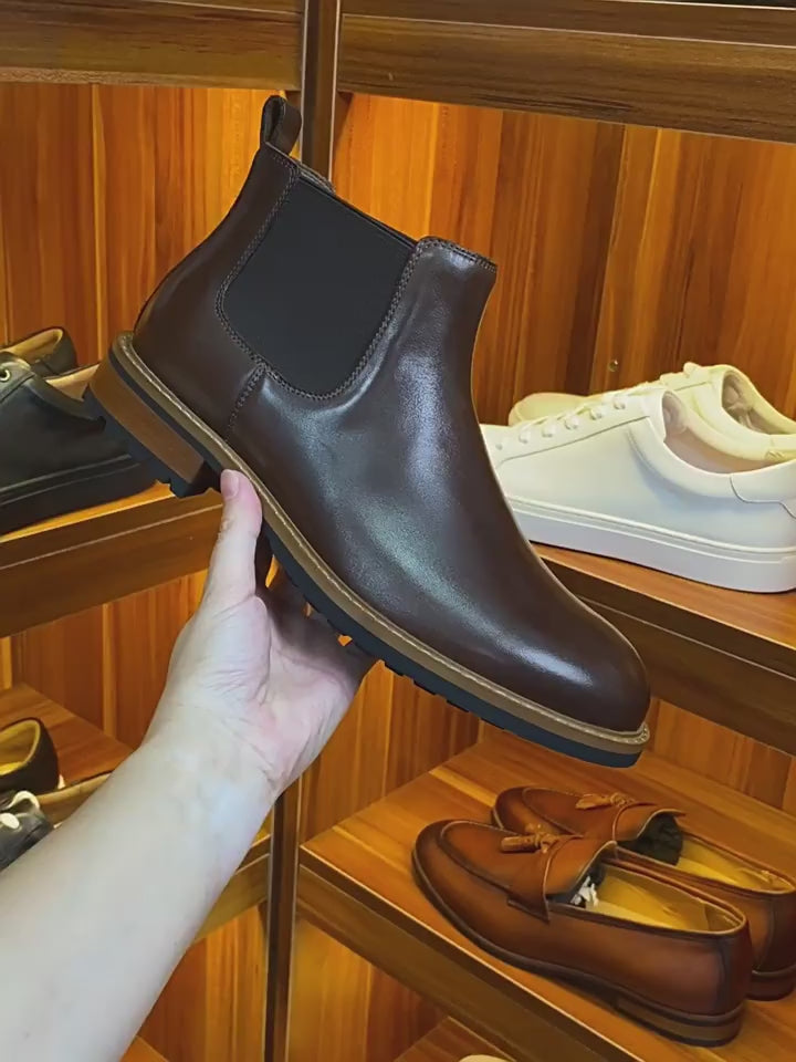 Round Plain Toe Leather Lug Chelsea Boots for Men