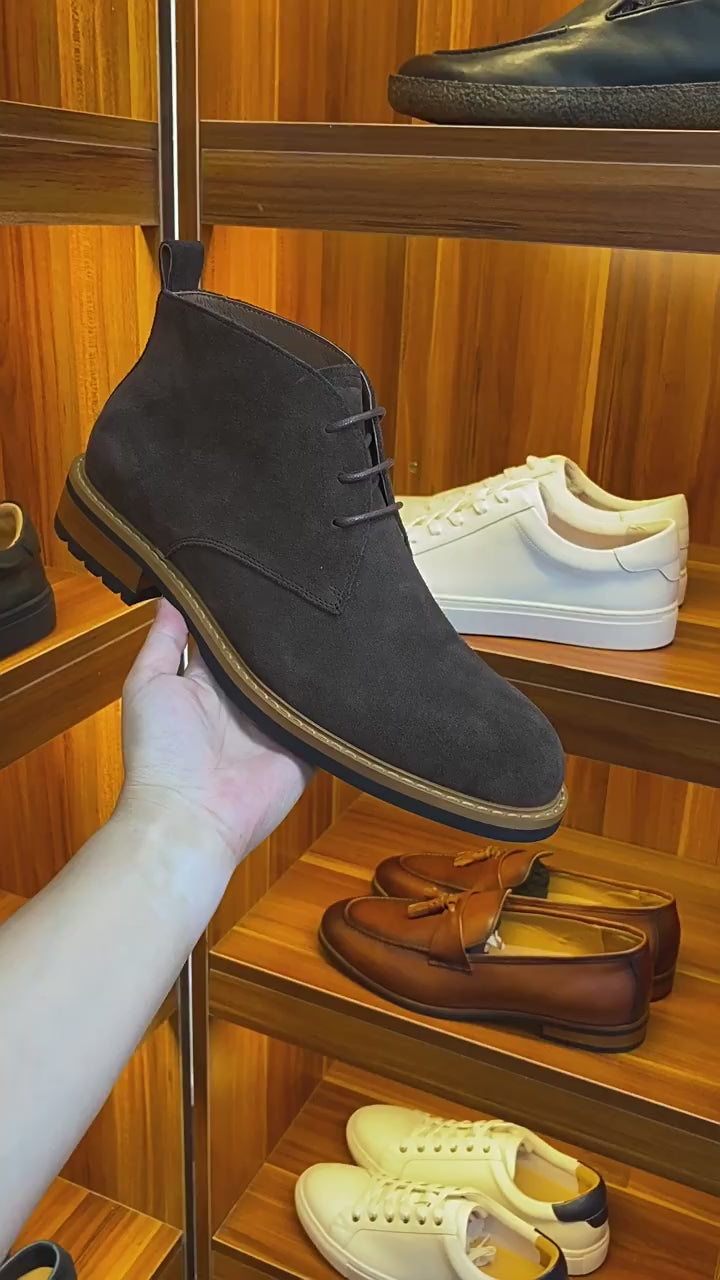 Plain Toe Suede Chukka Boots for Men