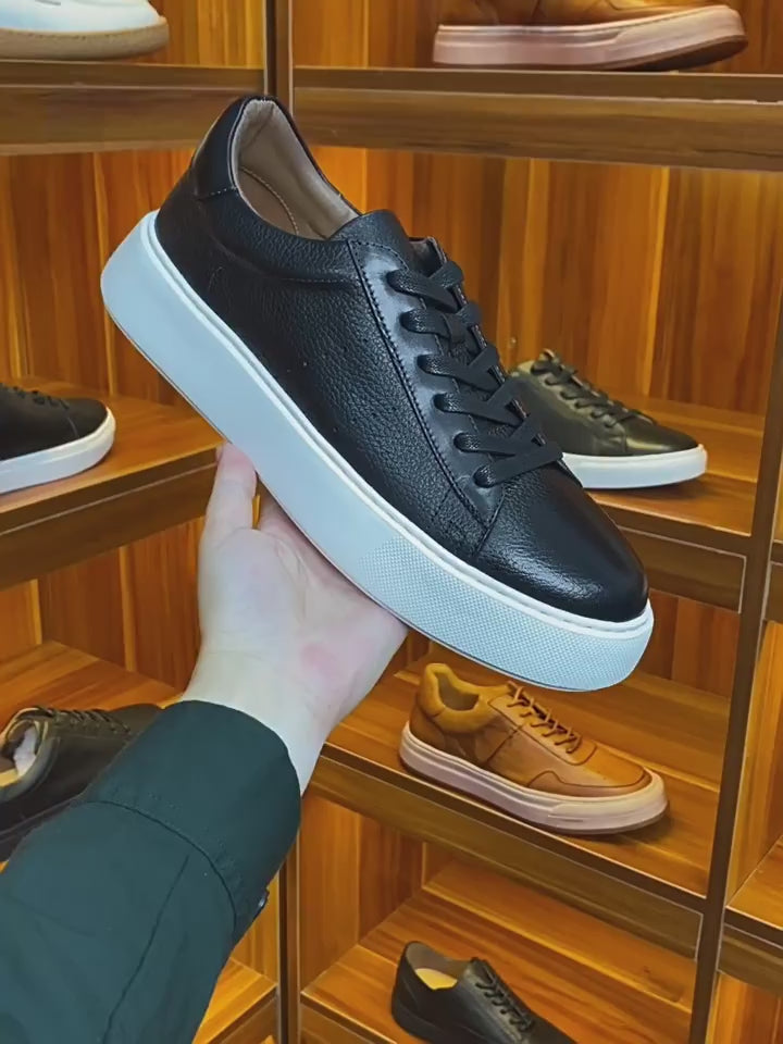 Men's Premium Pebbled Leather Classic Sneakers