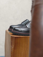 Men's Chunky Lug Sole Wingtip Brogue Leather Derby Shoes