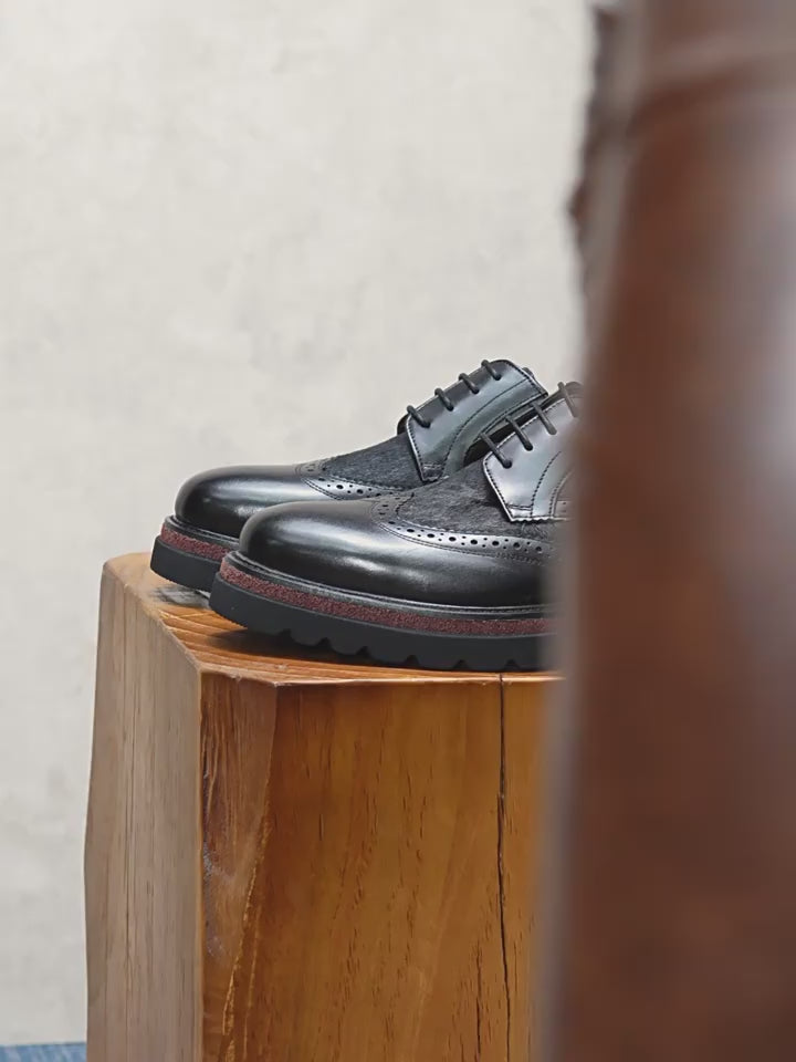 Men's Chunky Lug Sole Wingtip Brogue Leather Derby Shoes