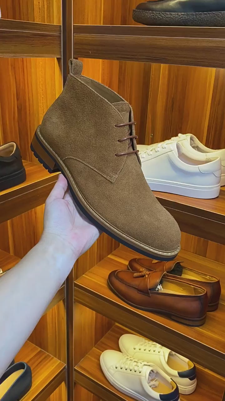 Plain Toe Suede Chukka Boots for Men