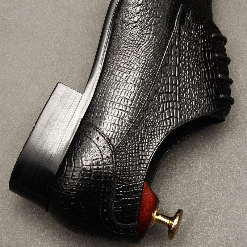 Sophisticated Relief Derby: Elegant Men's Ceremony Dress Shoesyes