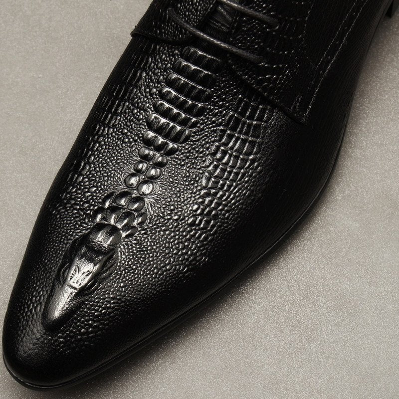 Sophisticated Relief Derby: Elegant Men's Ceremony Dress Shoesyes